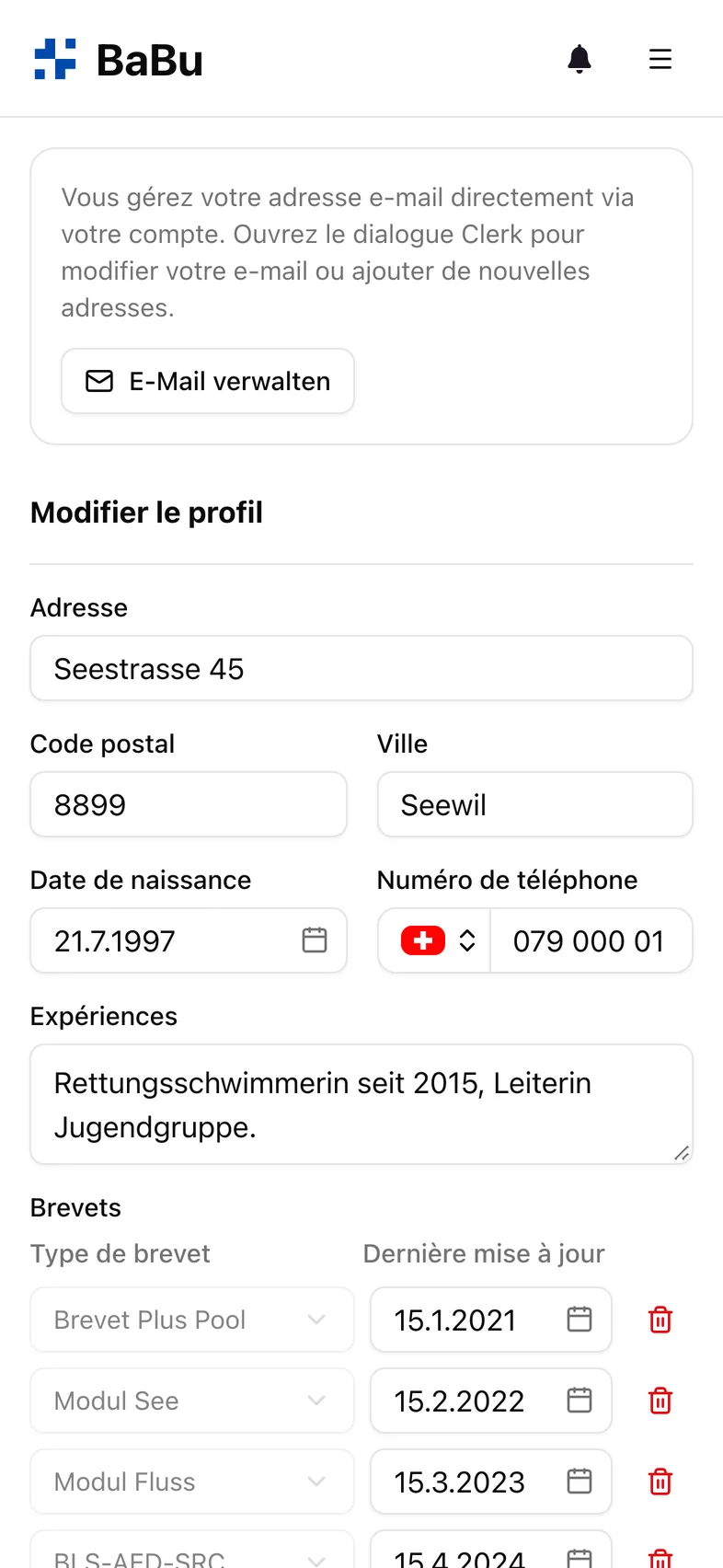 Profil avec brevets et coordonnées