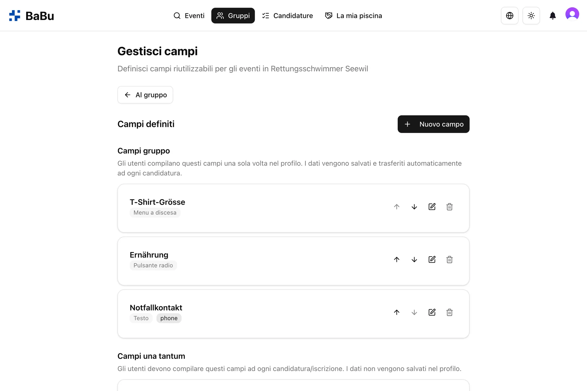 Gestire i campi personalizzati di un gruppo
