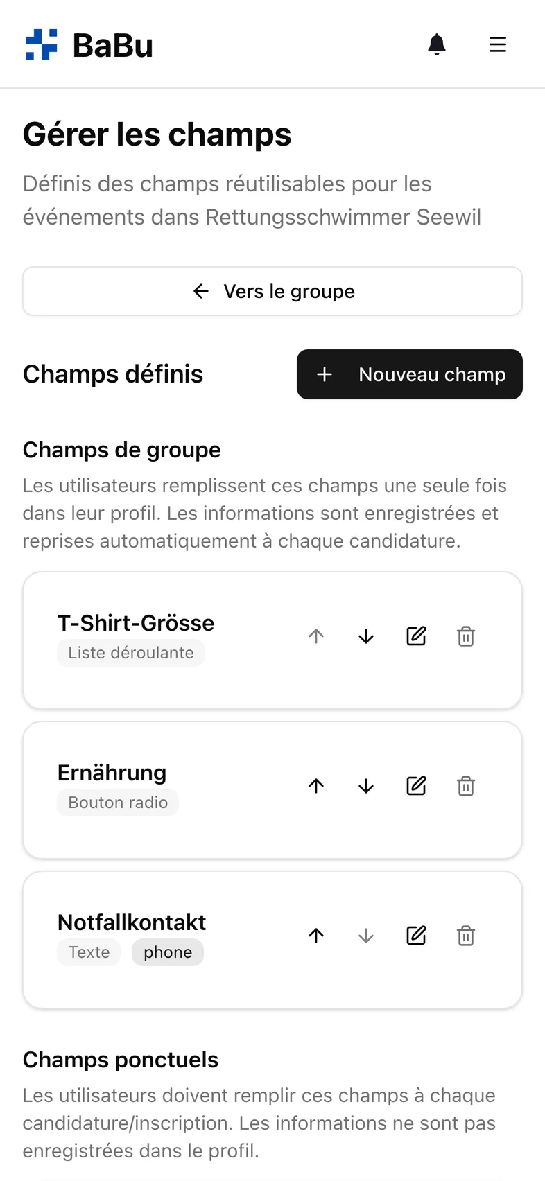 Gérer les champs personnalisés d'un groupe